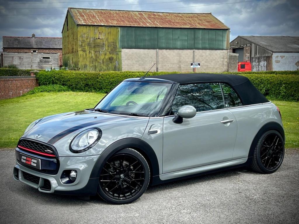 MINI CONVERTIBLE