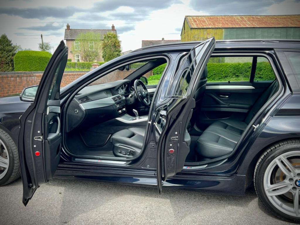 BMW 5 SERIES