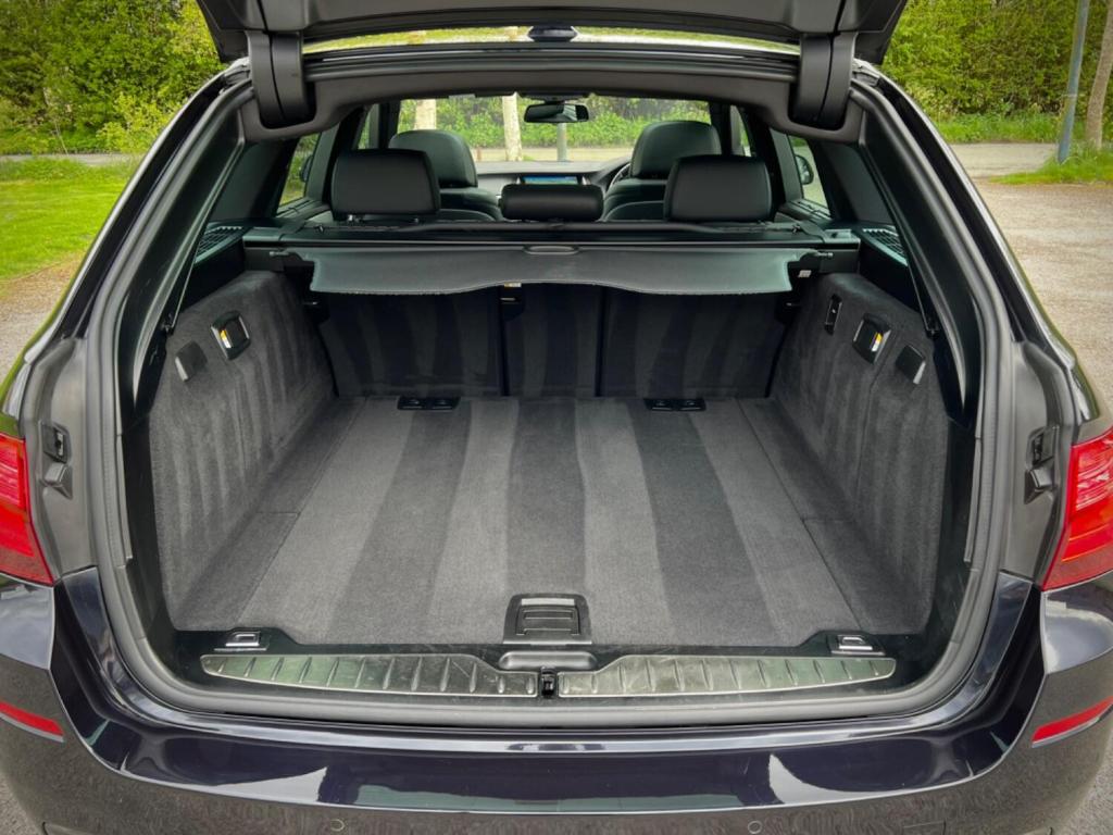 BMW 5 SERIES