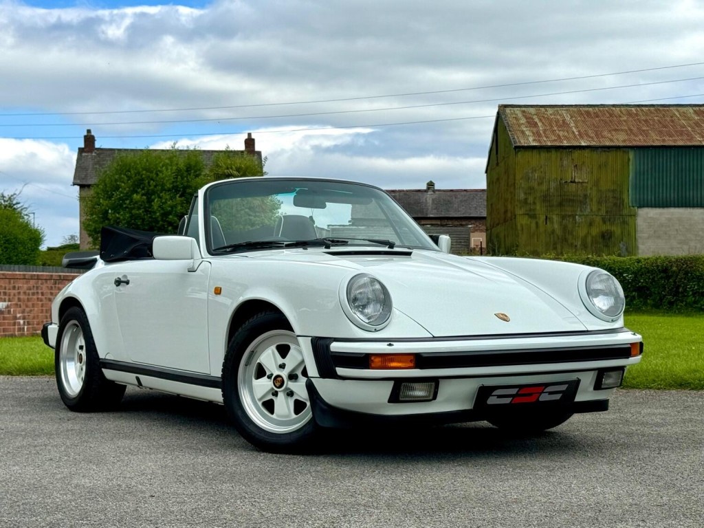 PORSCHE 911 CLASSIC