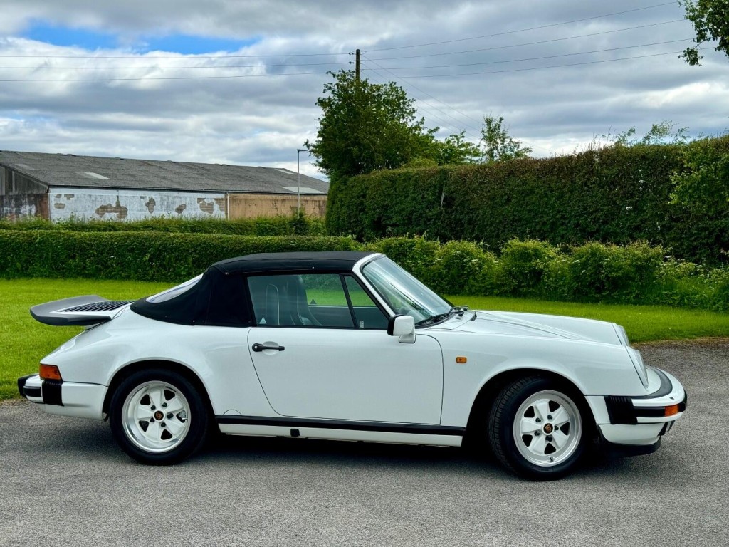 PORSCHE 911 CLASSIC