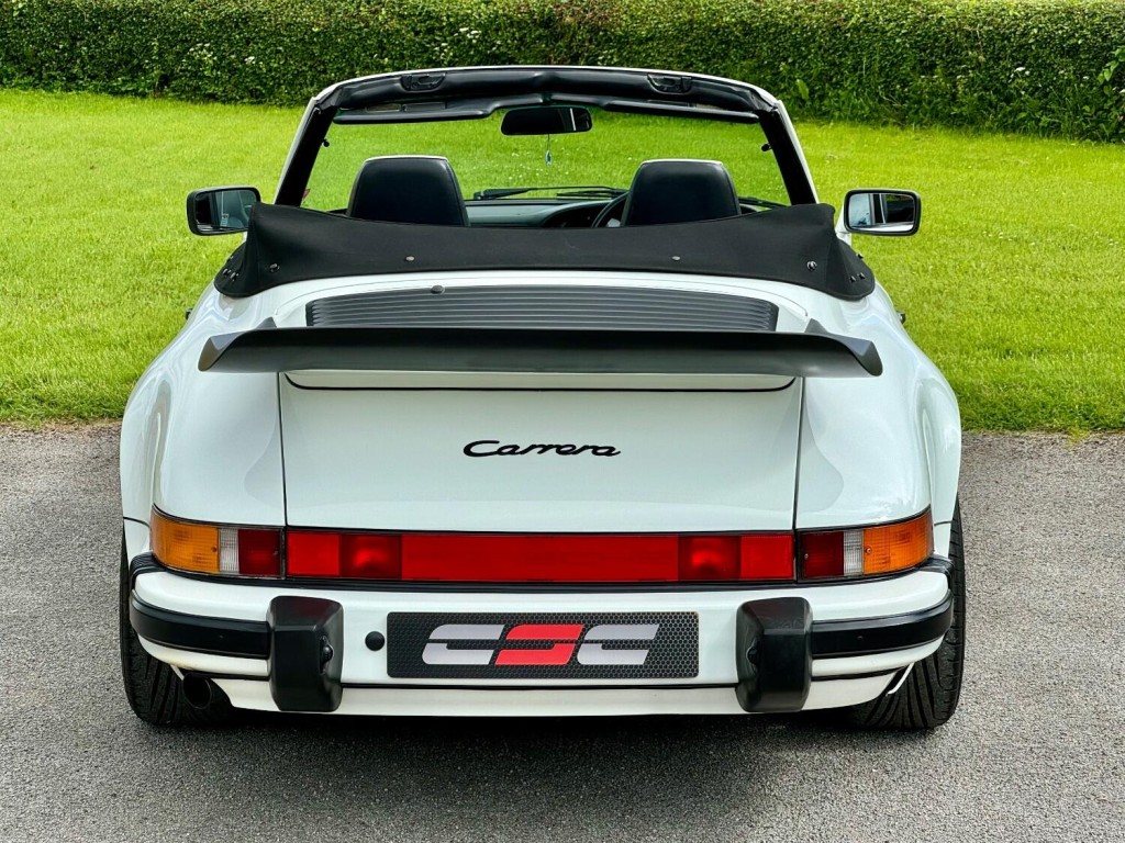 PORSCHE 911 CLASSIC