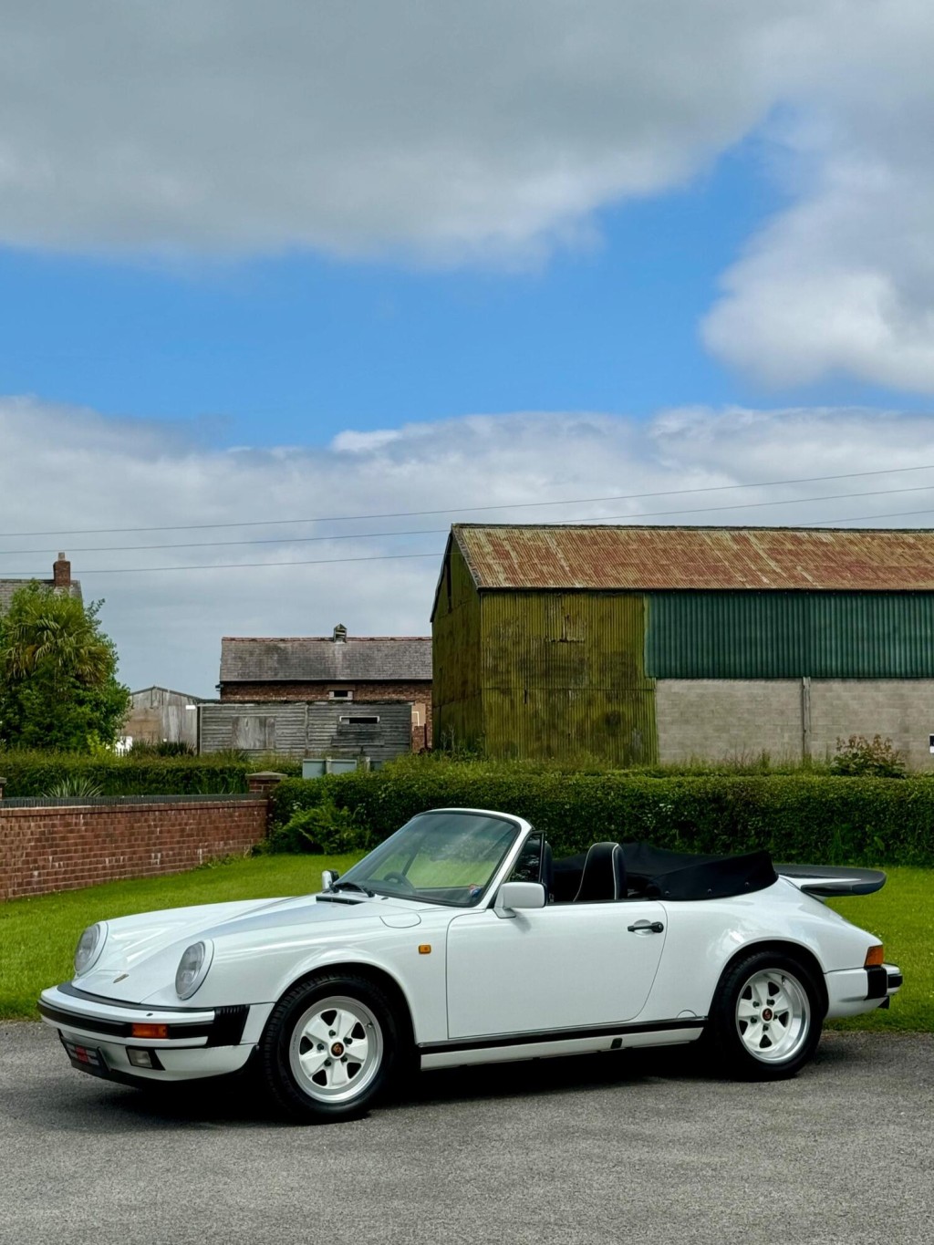 PORSCHE 911 CLASSIC