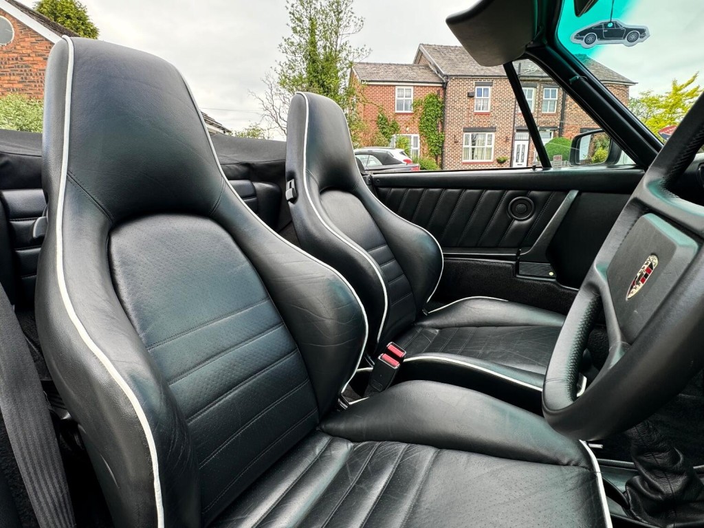 PORSCHE 911 CLASSIC
