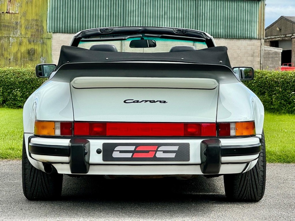 PORSCHE 911 CLASSIC