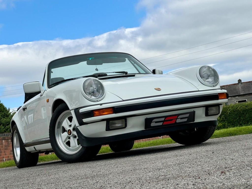 PORSCHE 911 CLASSIC