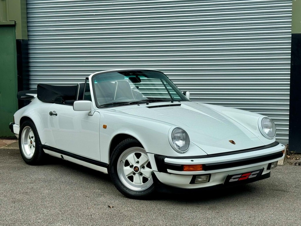 PORSCHE 911 CLASSIC