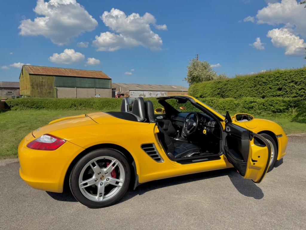 PORSCHE BOXSTER
