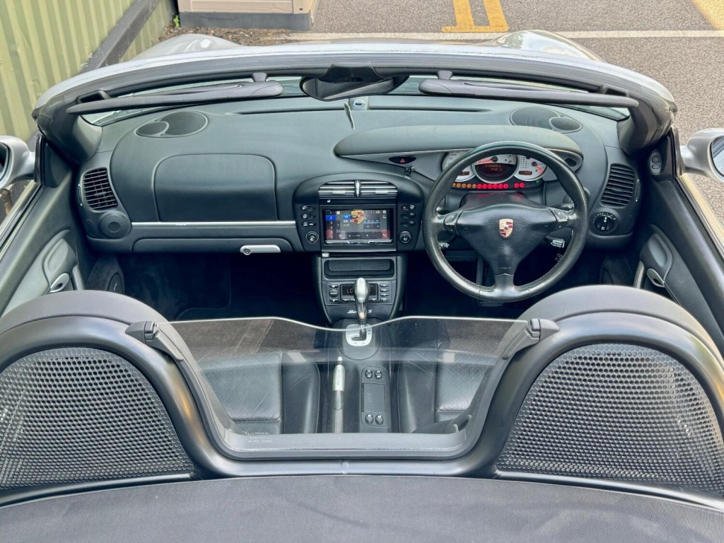 PORSCHE BOXSTER