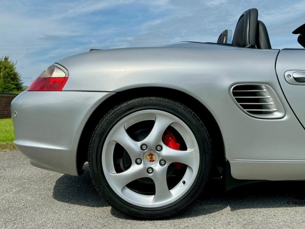 PORSCHE BOXSTER