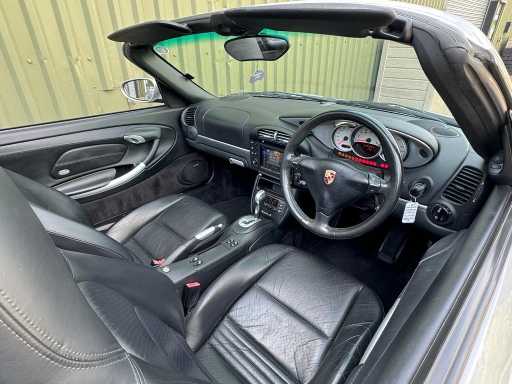 PORSCHE BOXSTER