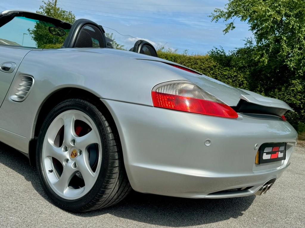 PORSCHE BOXSTER