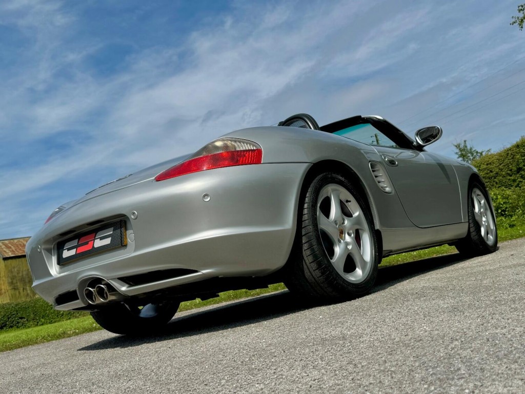 PORSCHE BOXSTER