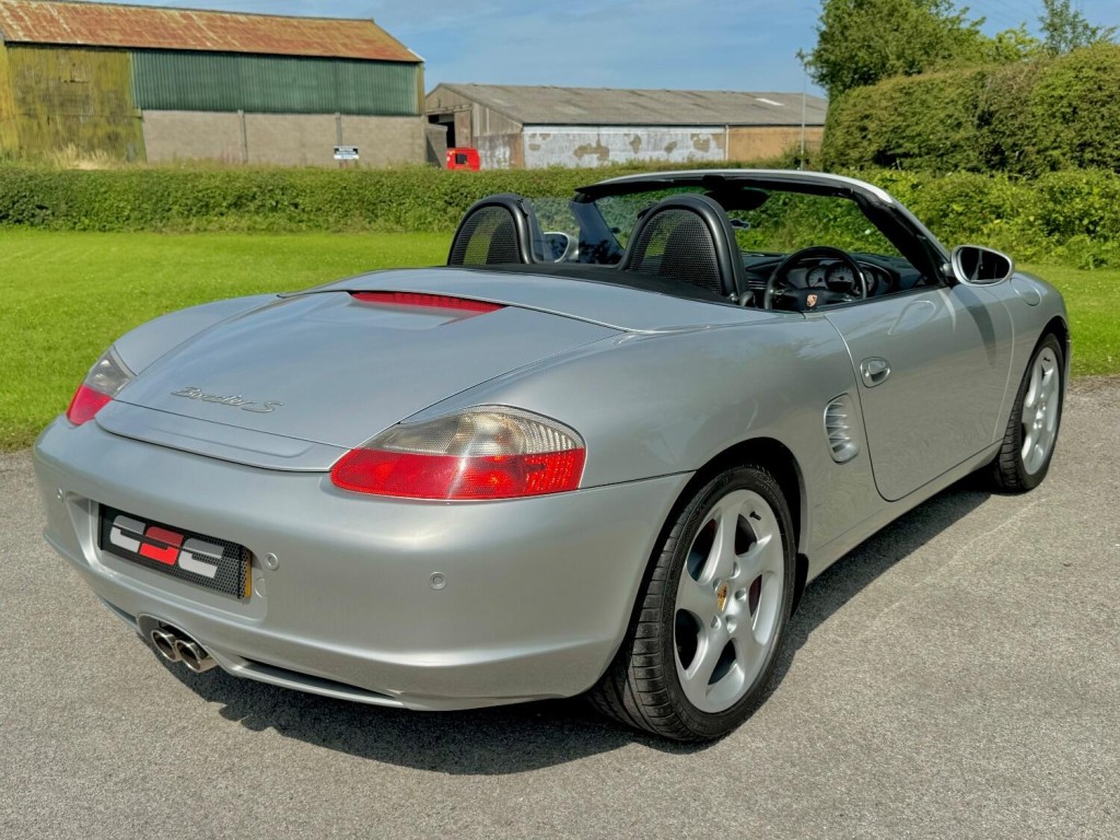 PORSCHE BOXSTER