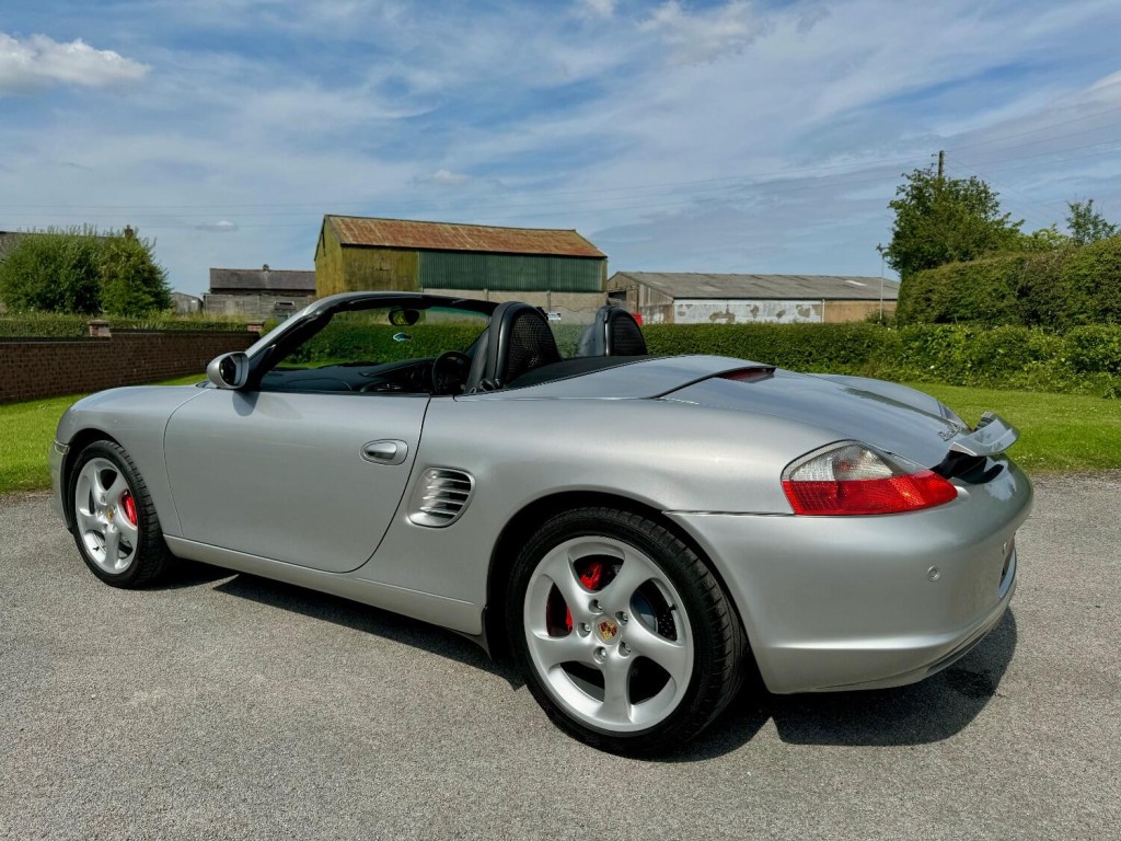 PORSCHE BOXSTER