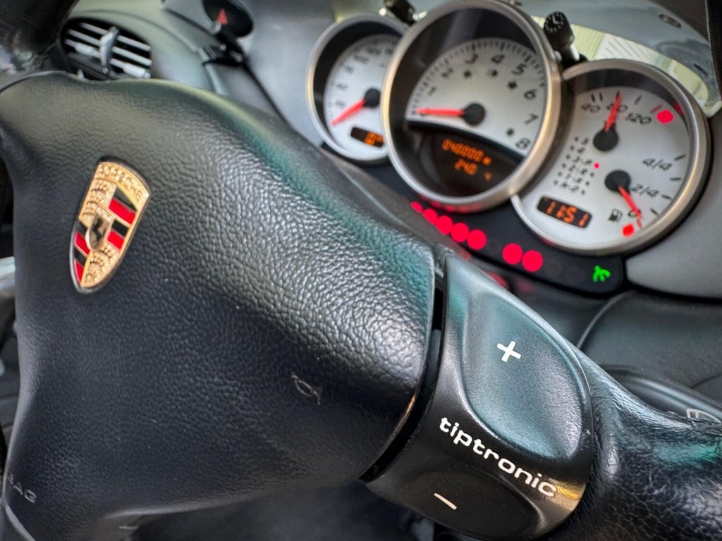 PORSCHE BOXSTER