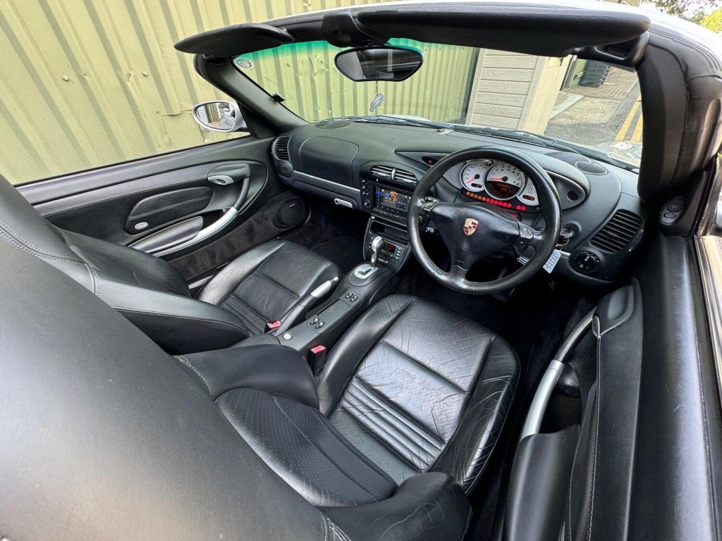 PORSCHE BOXSTER