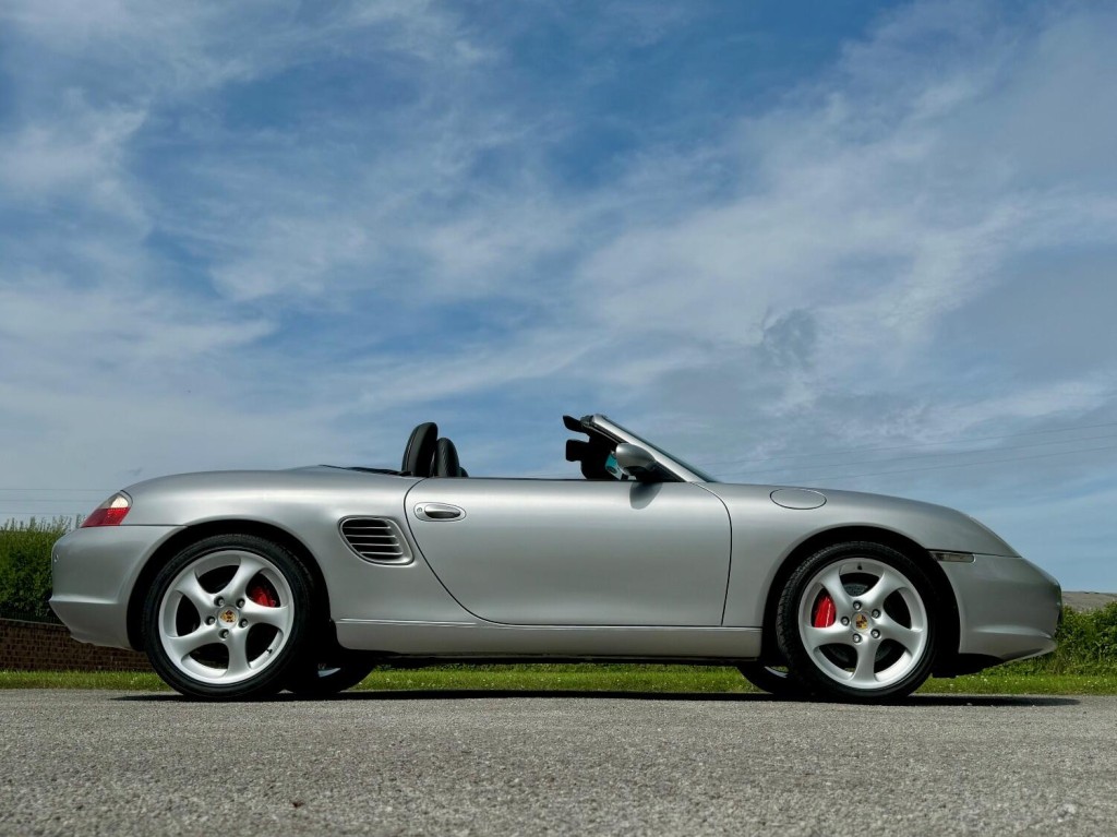 PORSCHE BOXSTER