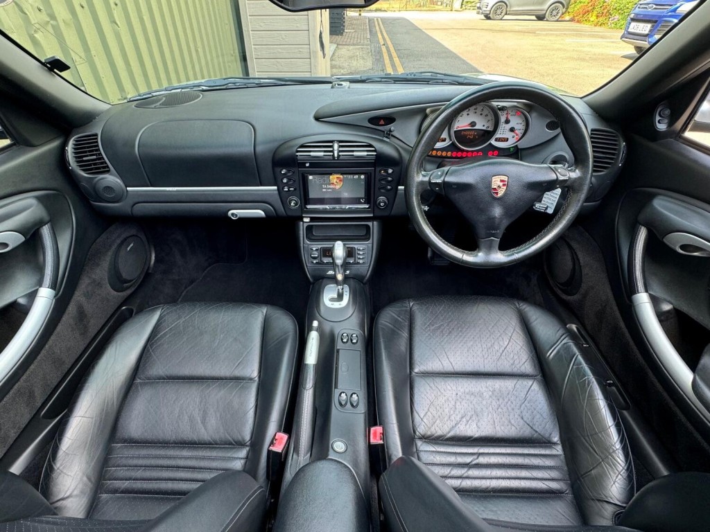 PORSCHE BOXSTER