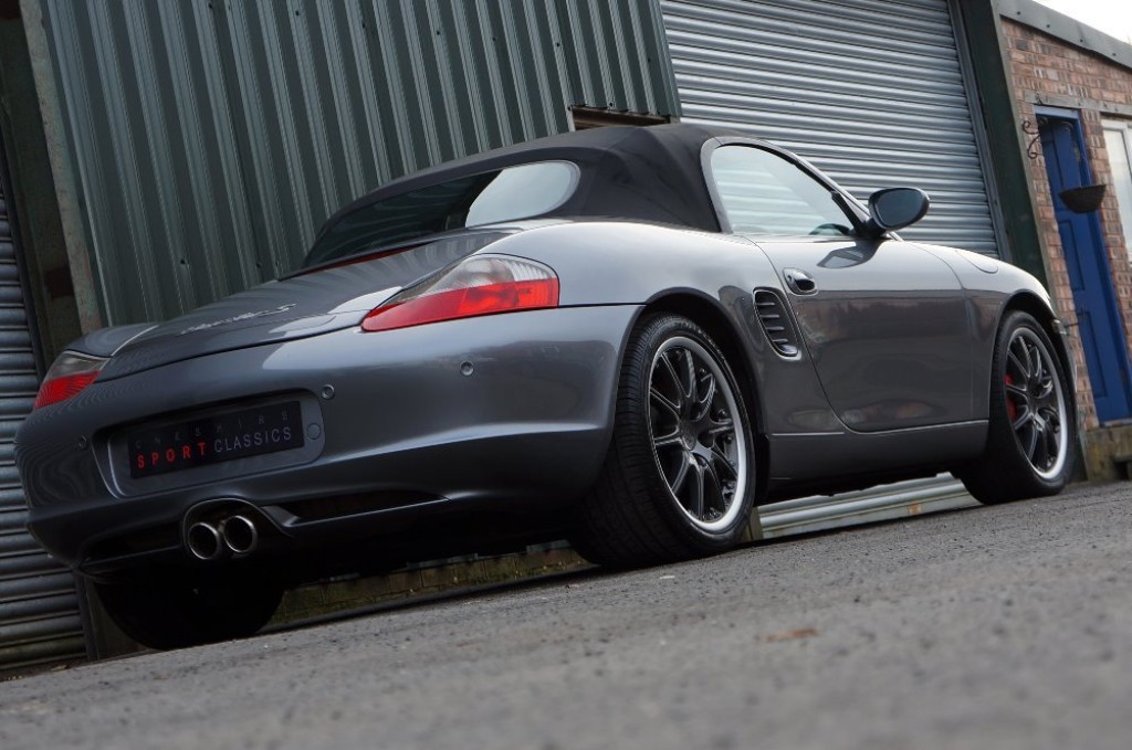 PORSCHE BOXSTER