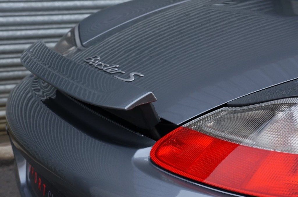 PORSCHE BOXSTER