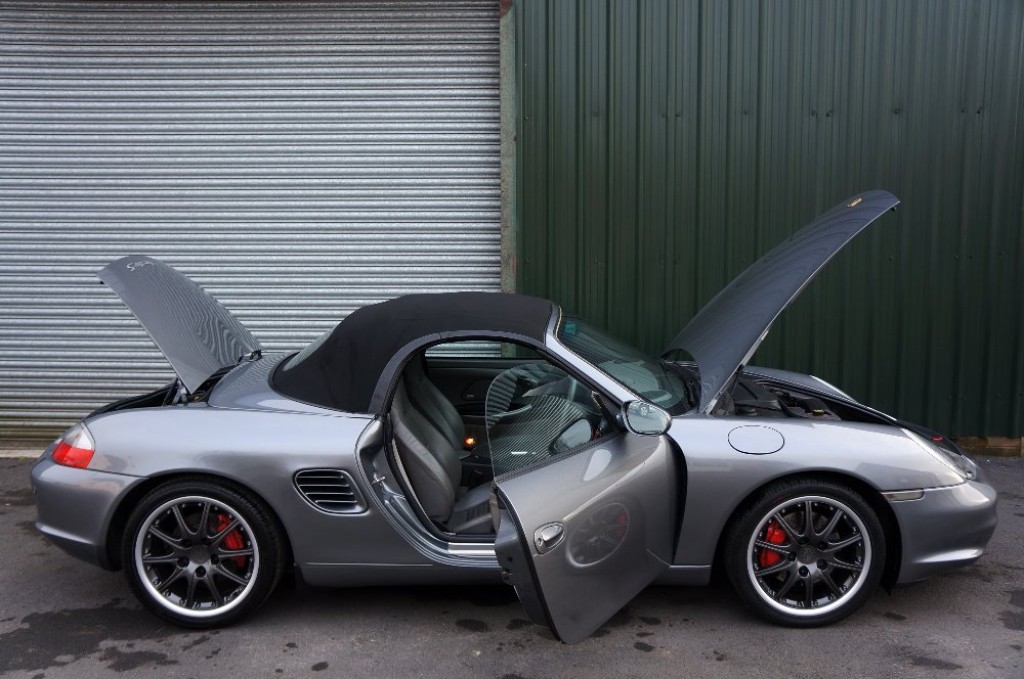 PORSCHE BOXSTER