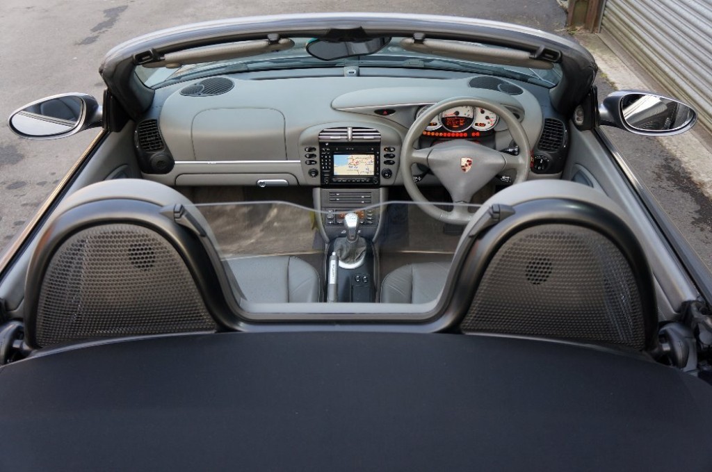 PORSCHE BOXSTER