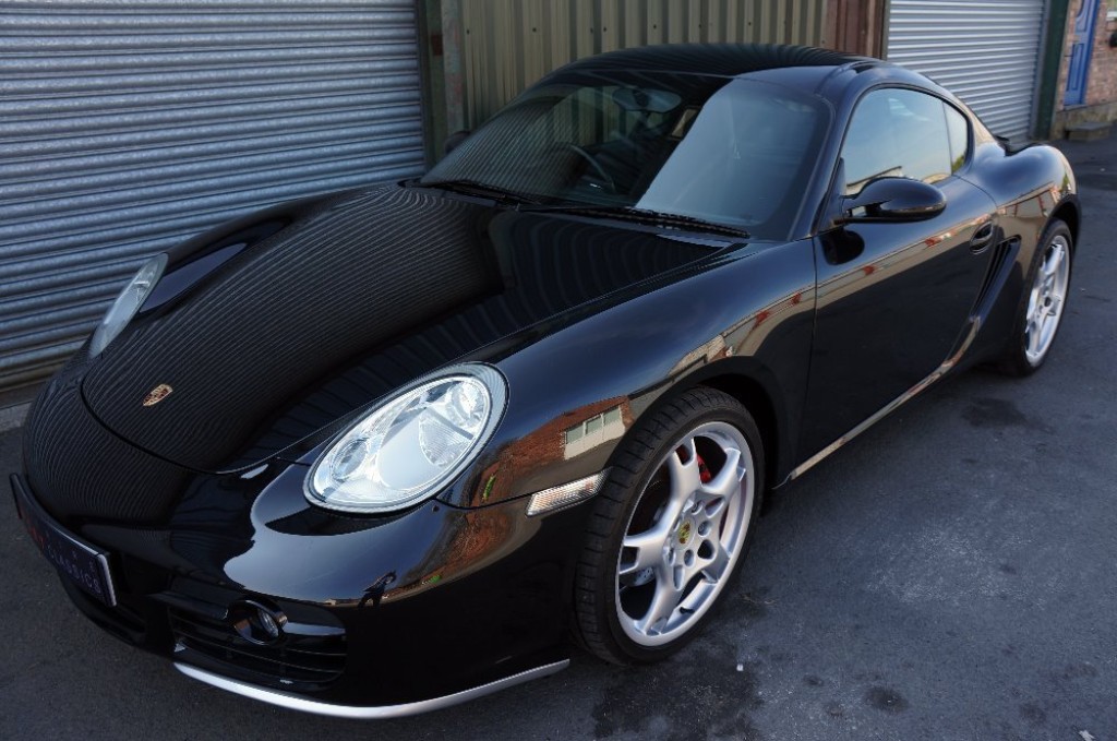 PORSCHE CAYMAN