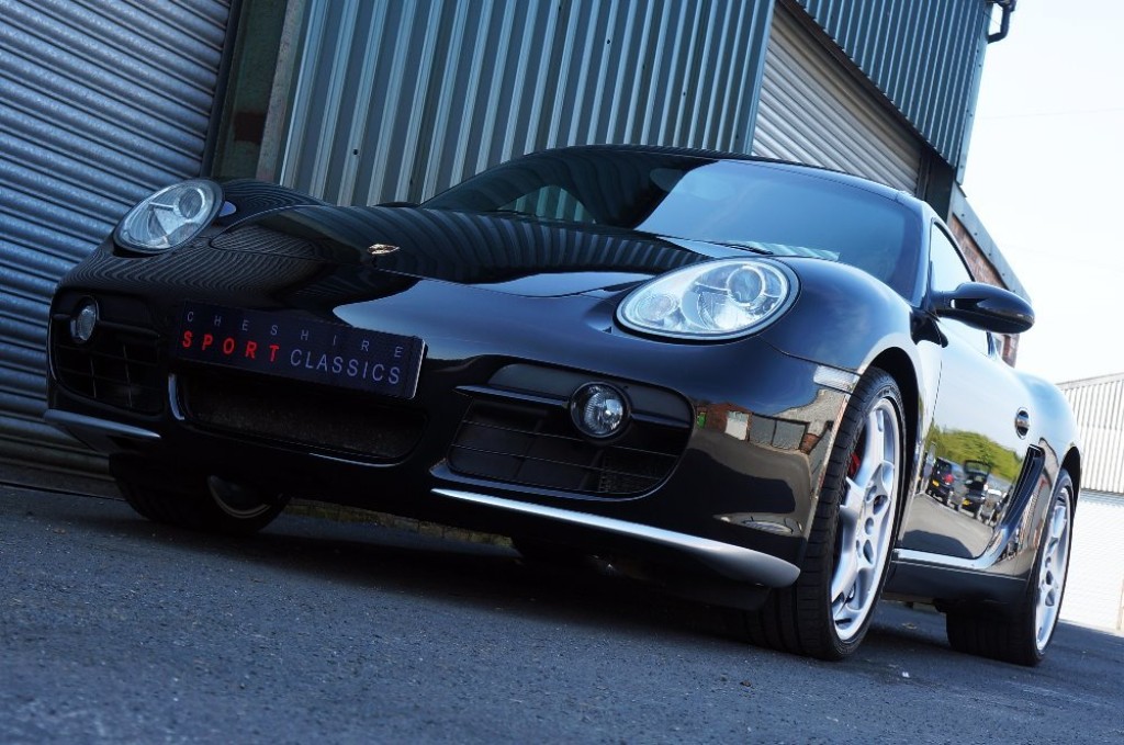 PORSCHE CAYMAN