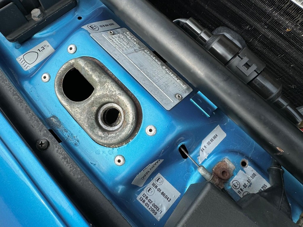 PORSCHE 928