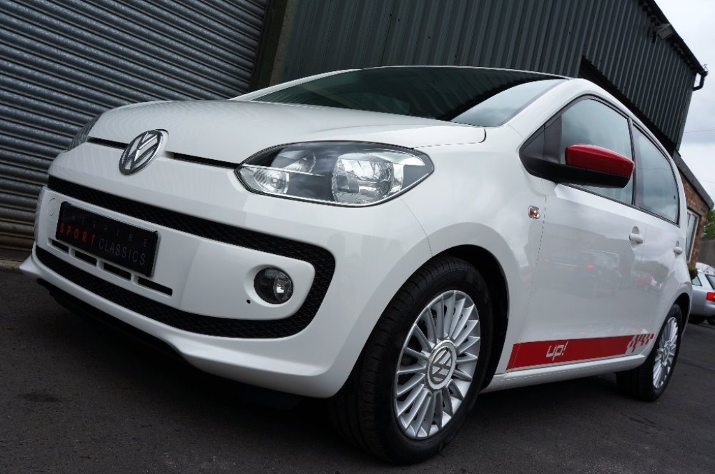VOLKSWAGEN UP