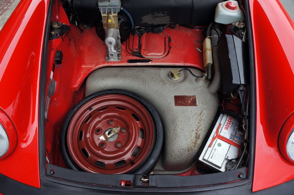 PORSCHE 911 CLASSIC