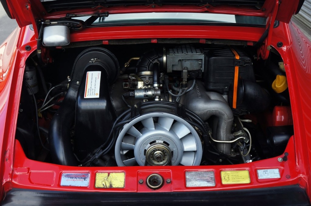 PORSCHE 911 CLASSIC