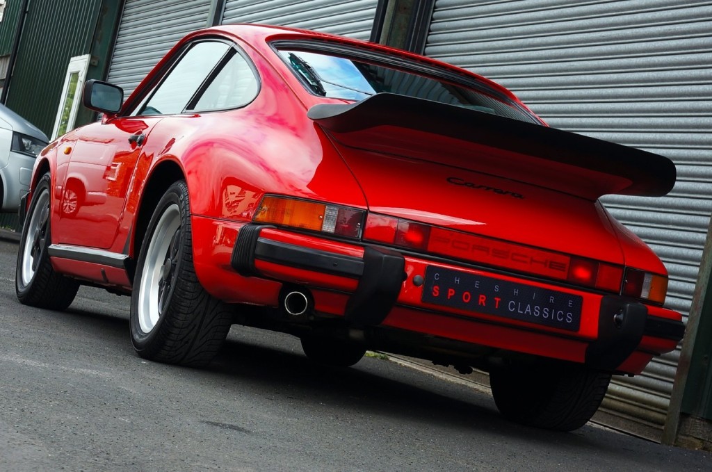 PORSCHE 911 CLASSIC