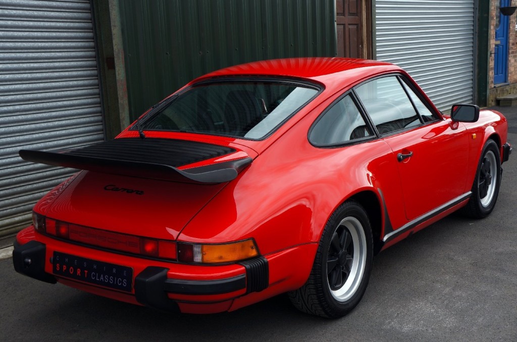 PORSCHE 911 CLASSIC