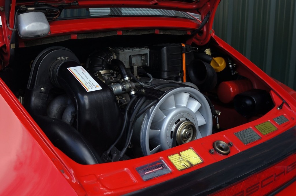 PORSCHE 911 CLASSIC