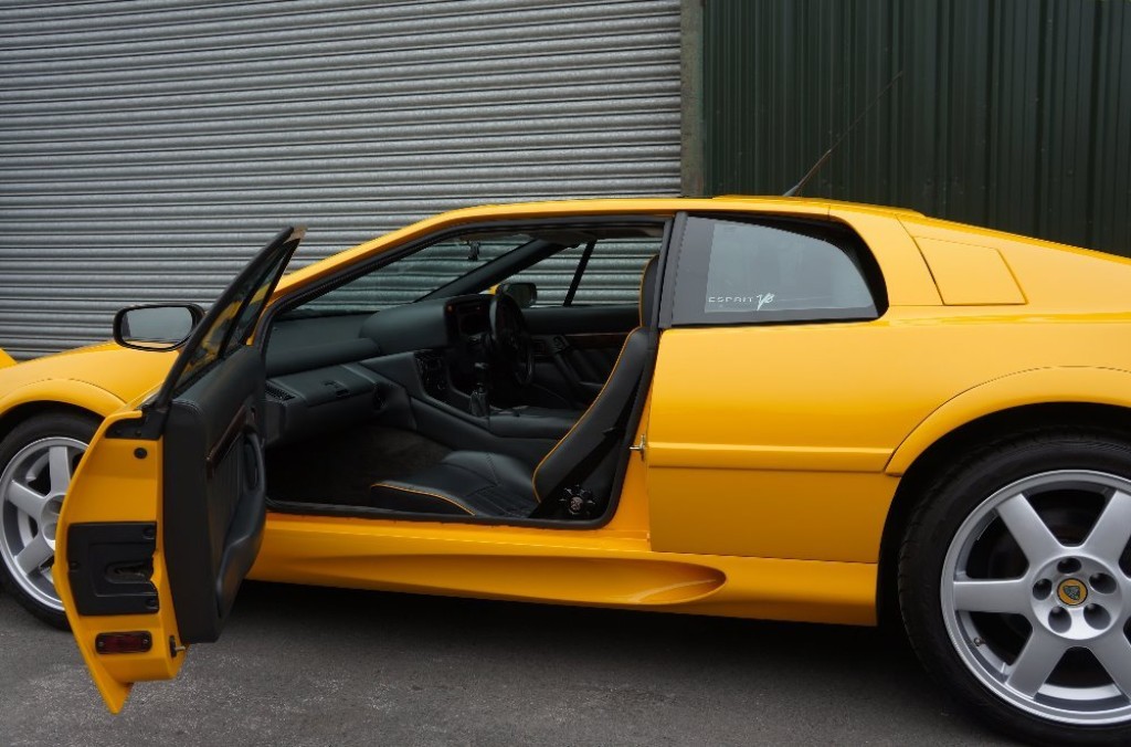 LOTUS ESPRIT