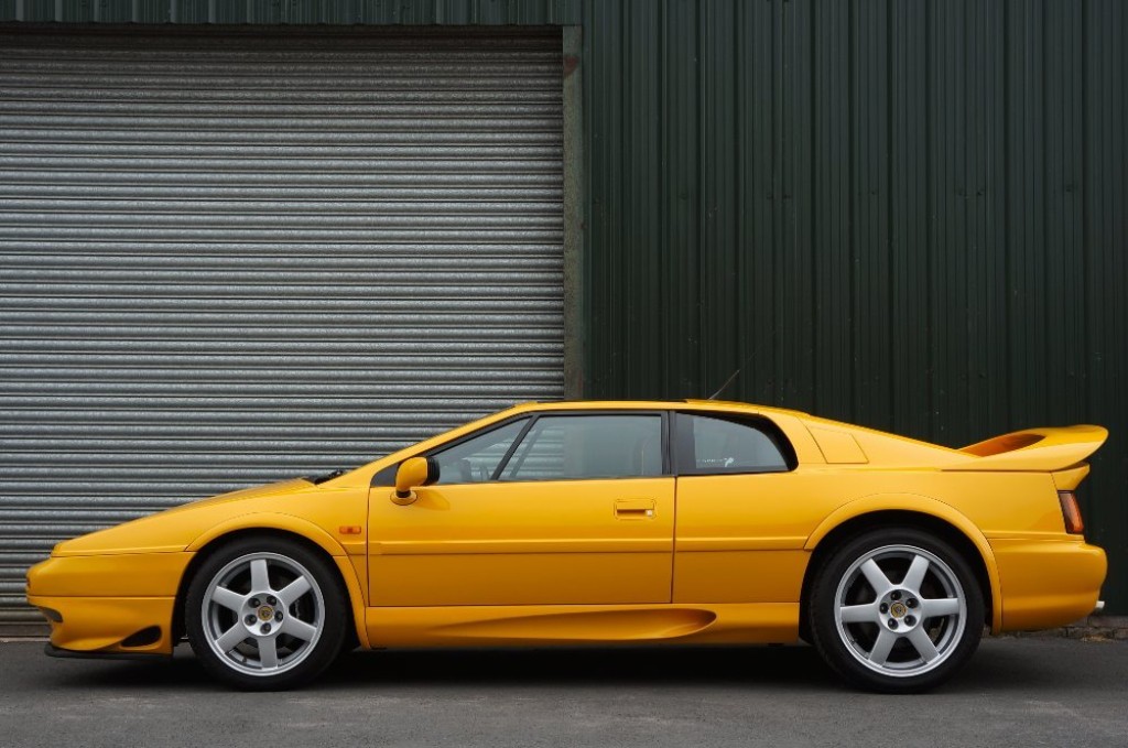 LOTUS ESPRIT