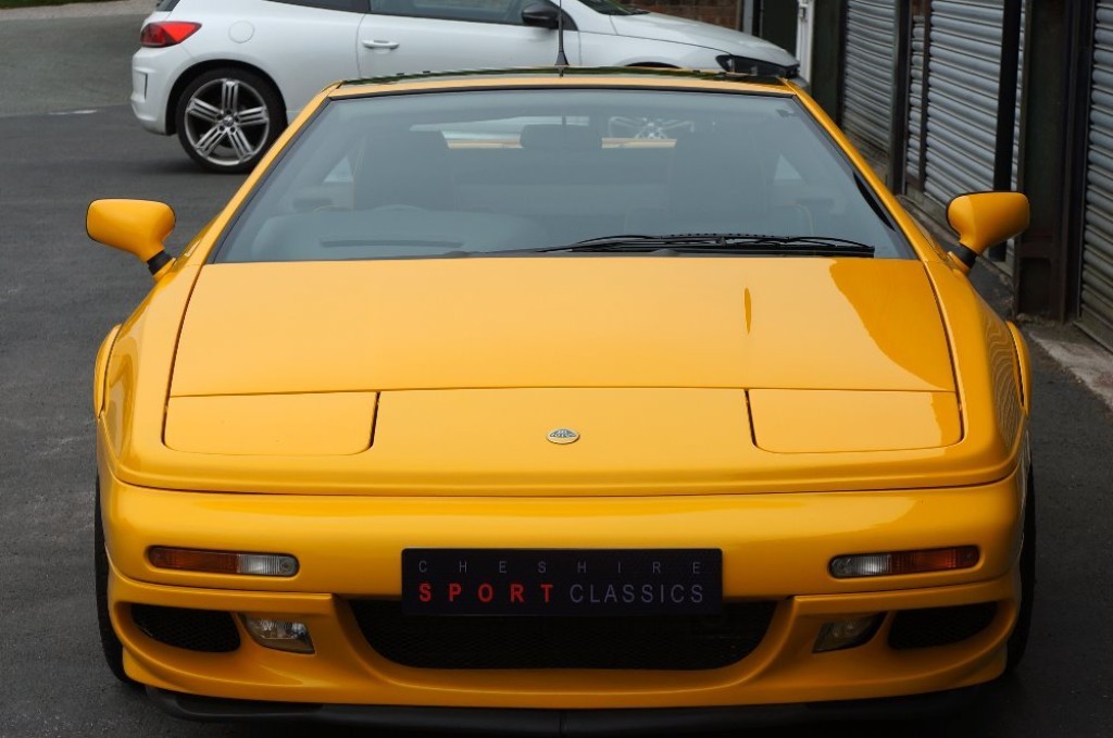 LOTUS ESPRIT