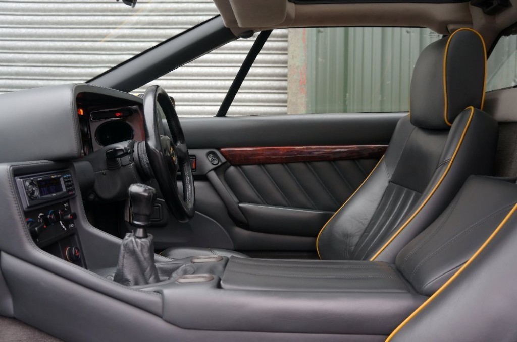 LOTUS ESPRIT