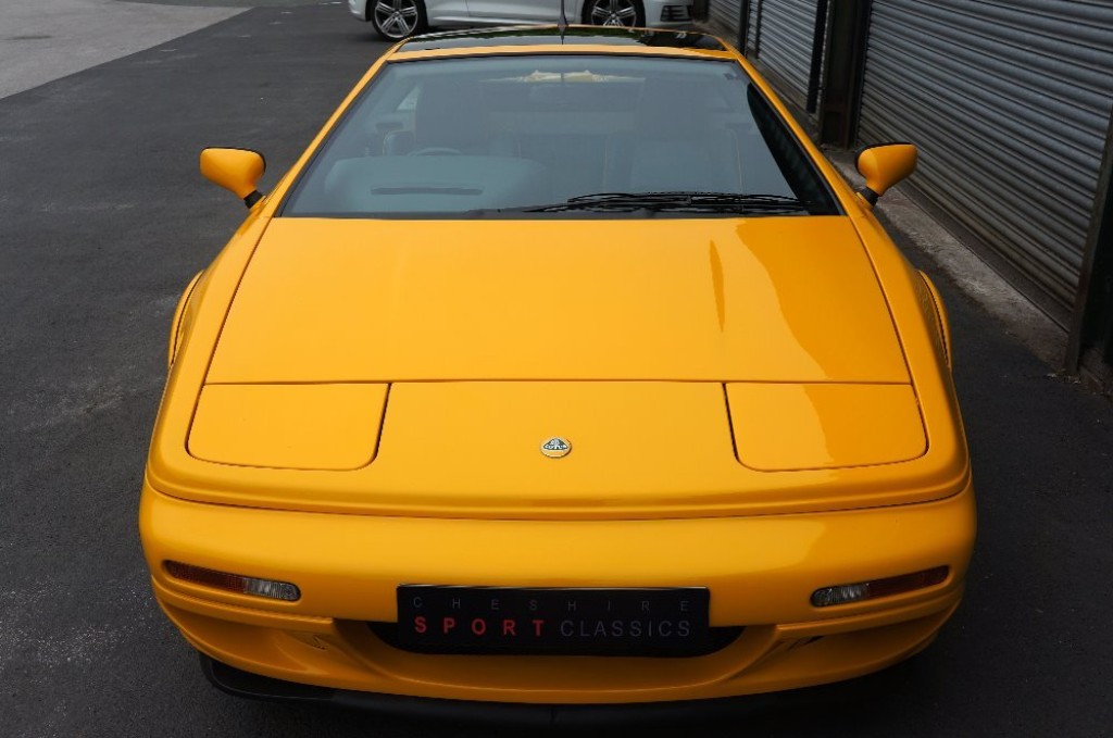 LOTUS ESPRIT
