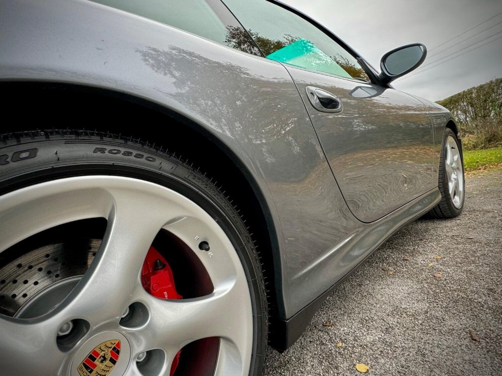 PORSCHE 911 MK 996
