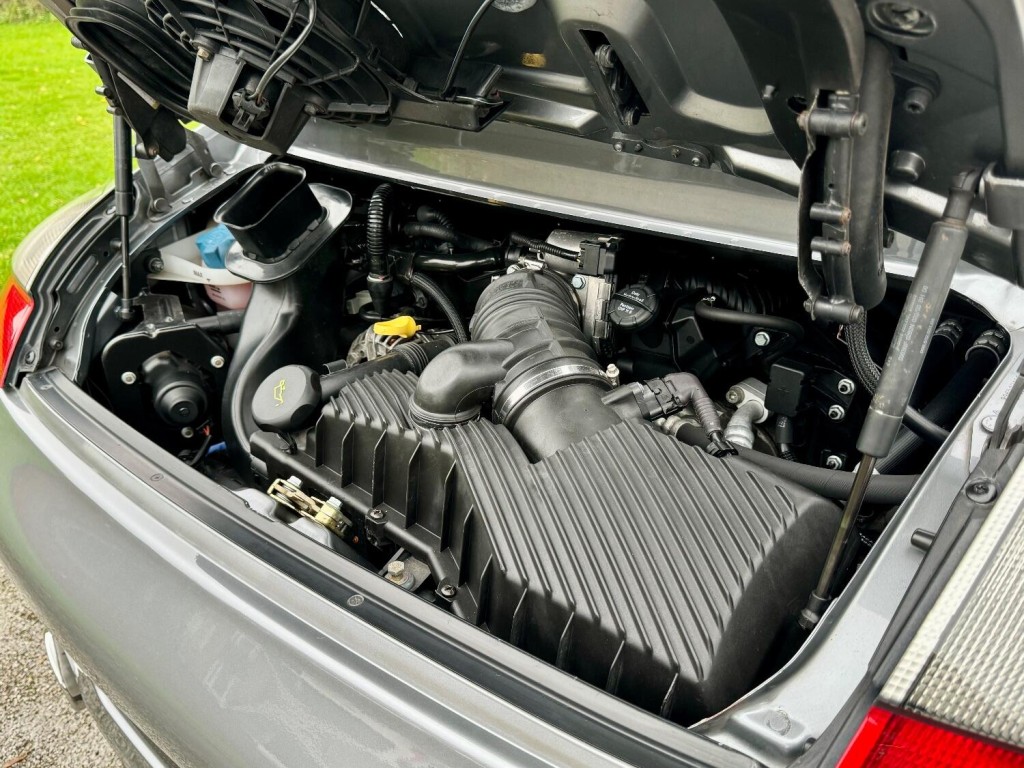 PORSCHE 911 MK 996