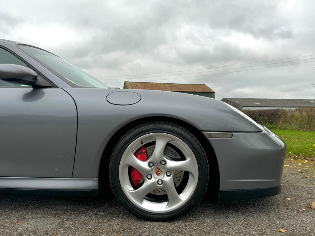 PORSCHE 911 MK 996