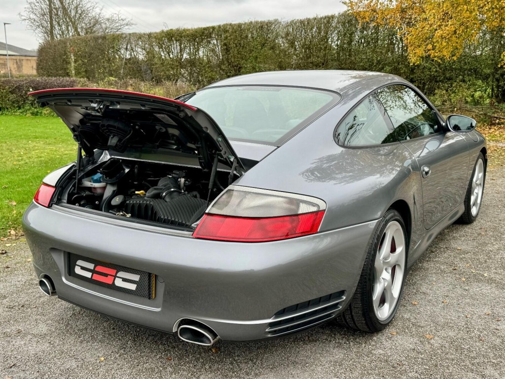 PORSCHE 911 MK 996