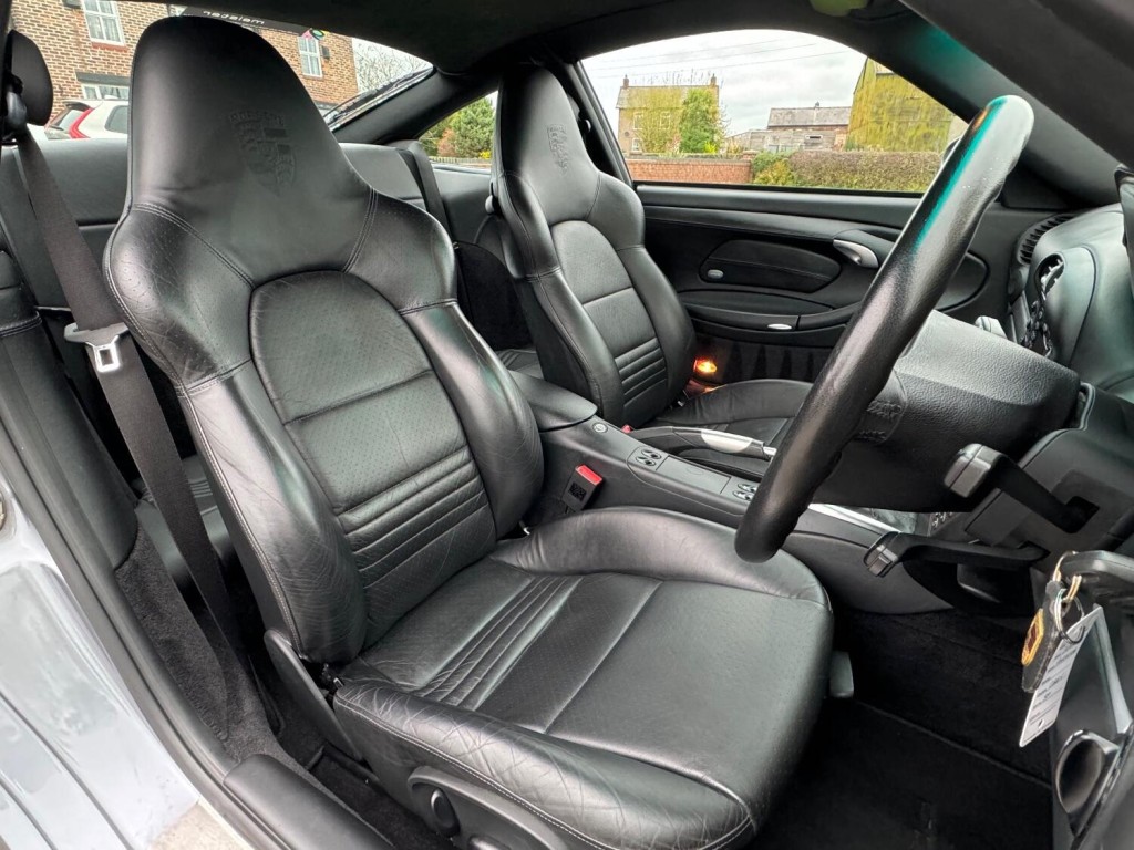 PORSCHE 911 MK 996