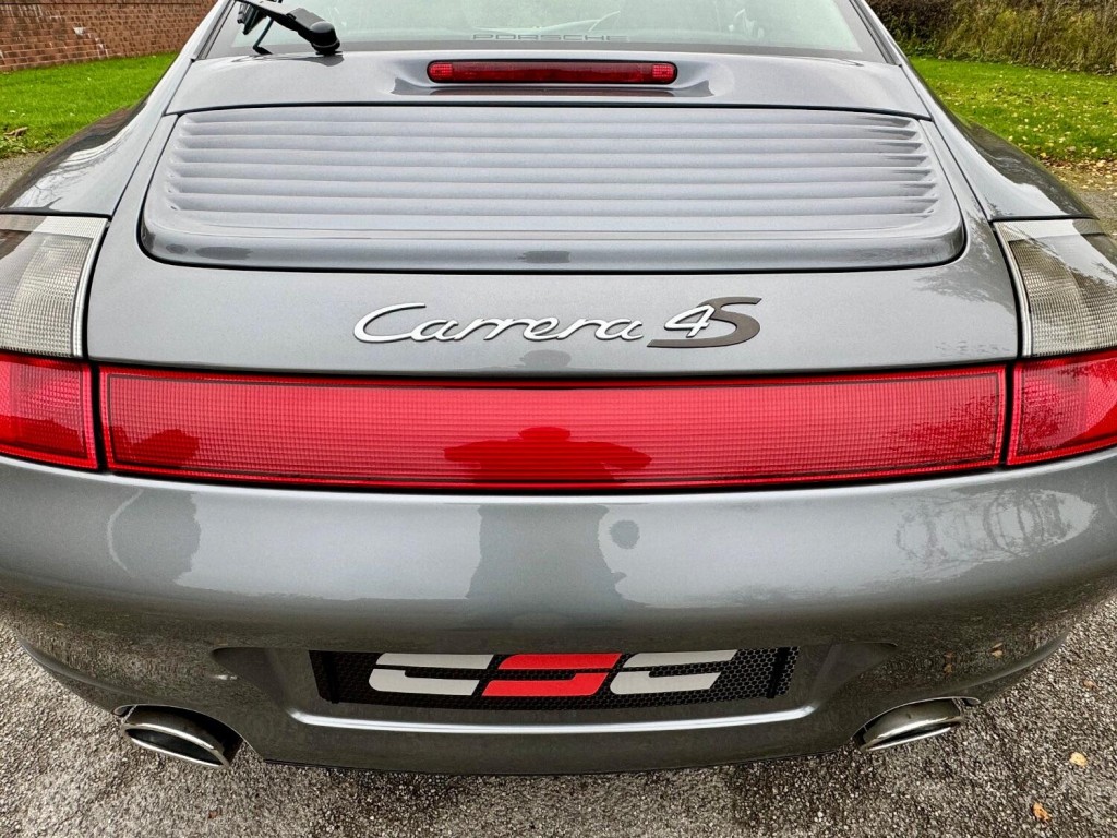 PORSCHE 911 MK 996