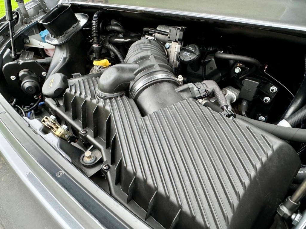 PORSCHE 911 MK 996