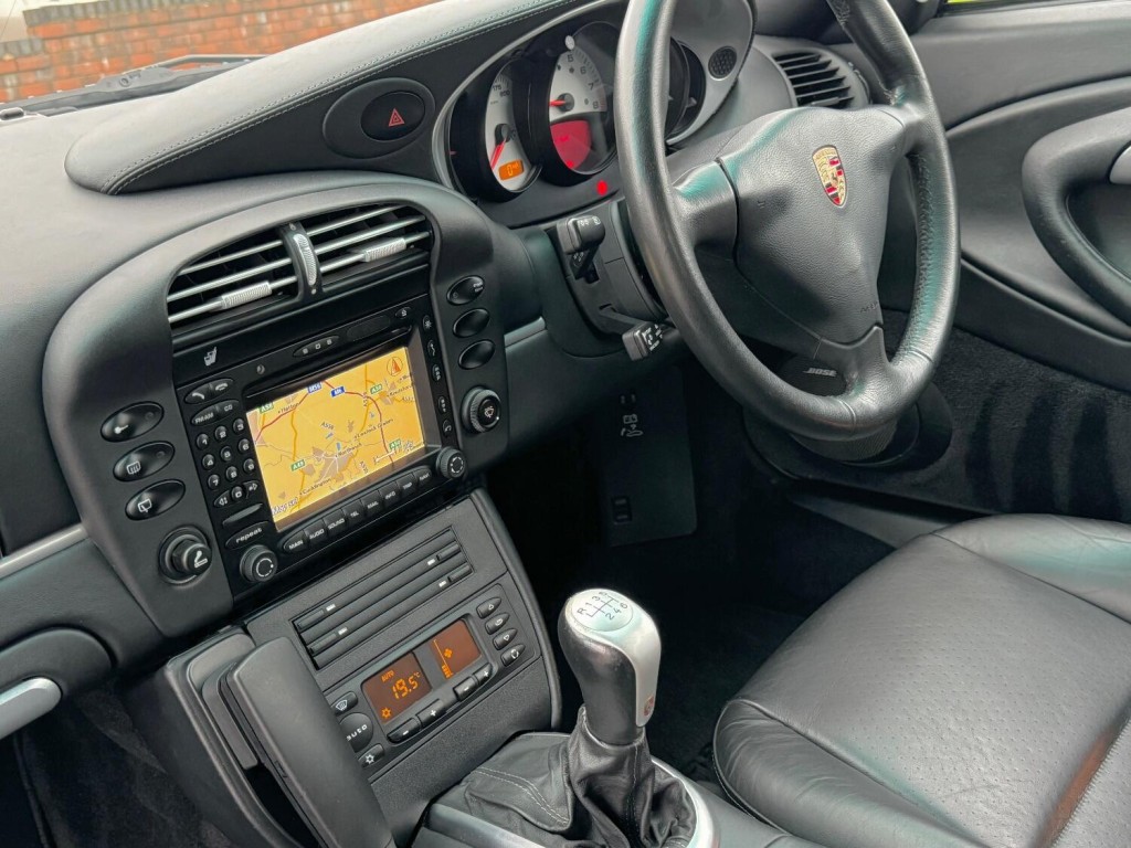 PORSCHE 911 MK 996