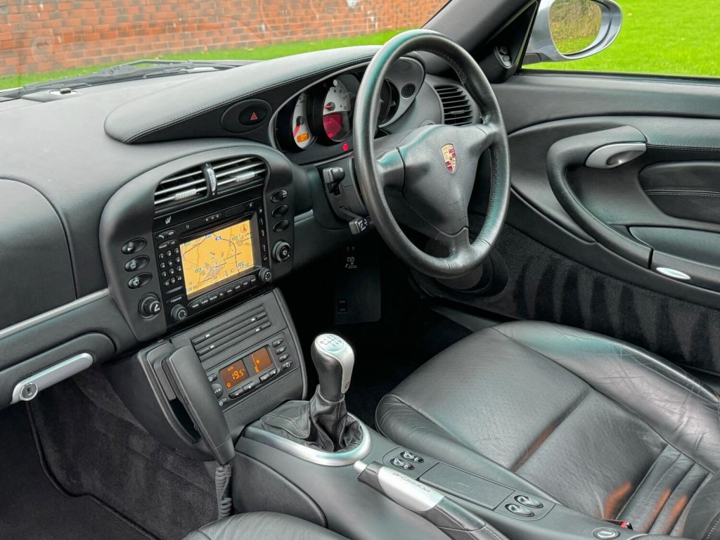 PORSCHE 911 MK 996